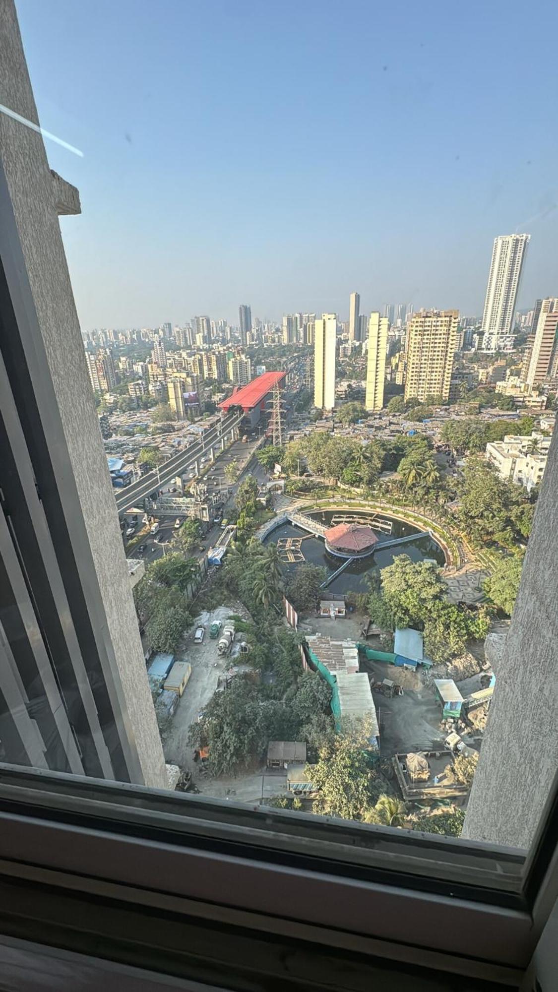 Pixiestays 1807 Malad East Bombaj